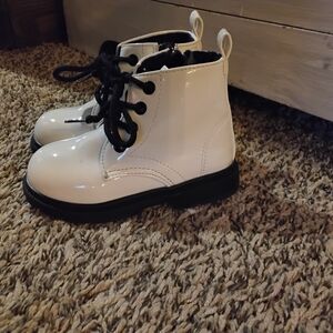 Chic White Kids Boots with Black Laces